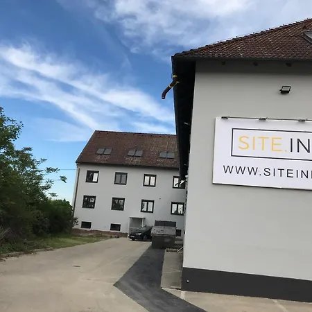 Site.inn Wien מלון דירות